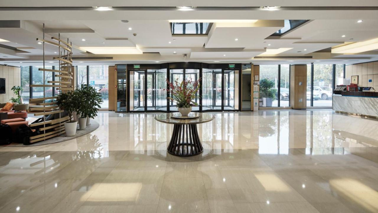 Express Gongkang By Ihg โรงแรม 3*